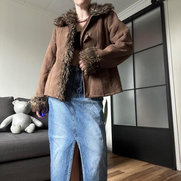 Vintage y2k Brown Faux Suede, Fur Interior Jacket - Picture 5 of 8
